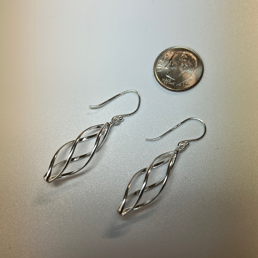 Estate Sterling Twisted Wire Hanging Earrings- lovely!